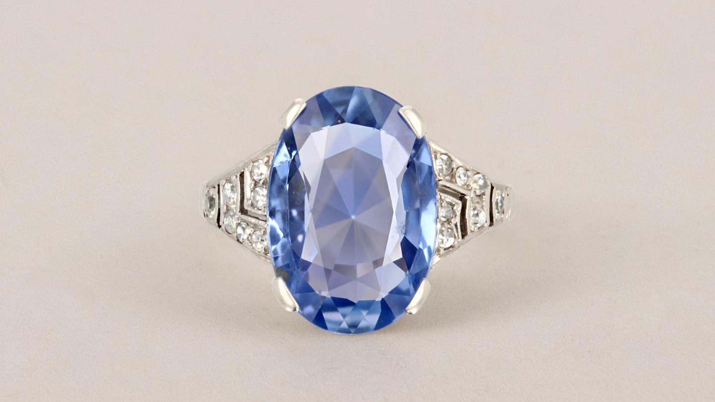 5 raisons d'acheter un bijou vintage d'occasion