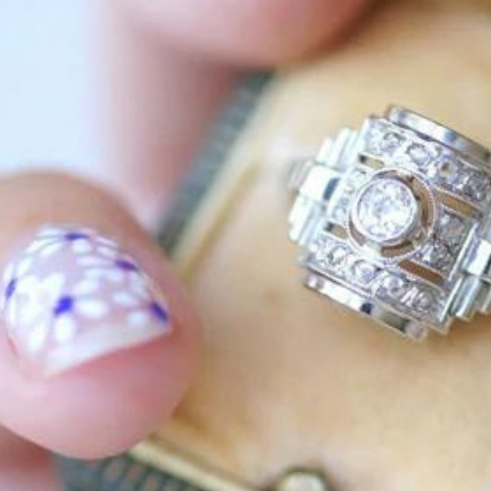 Le rhodiage pour les bijoux vintage en or blanc