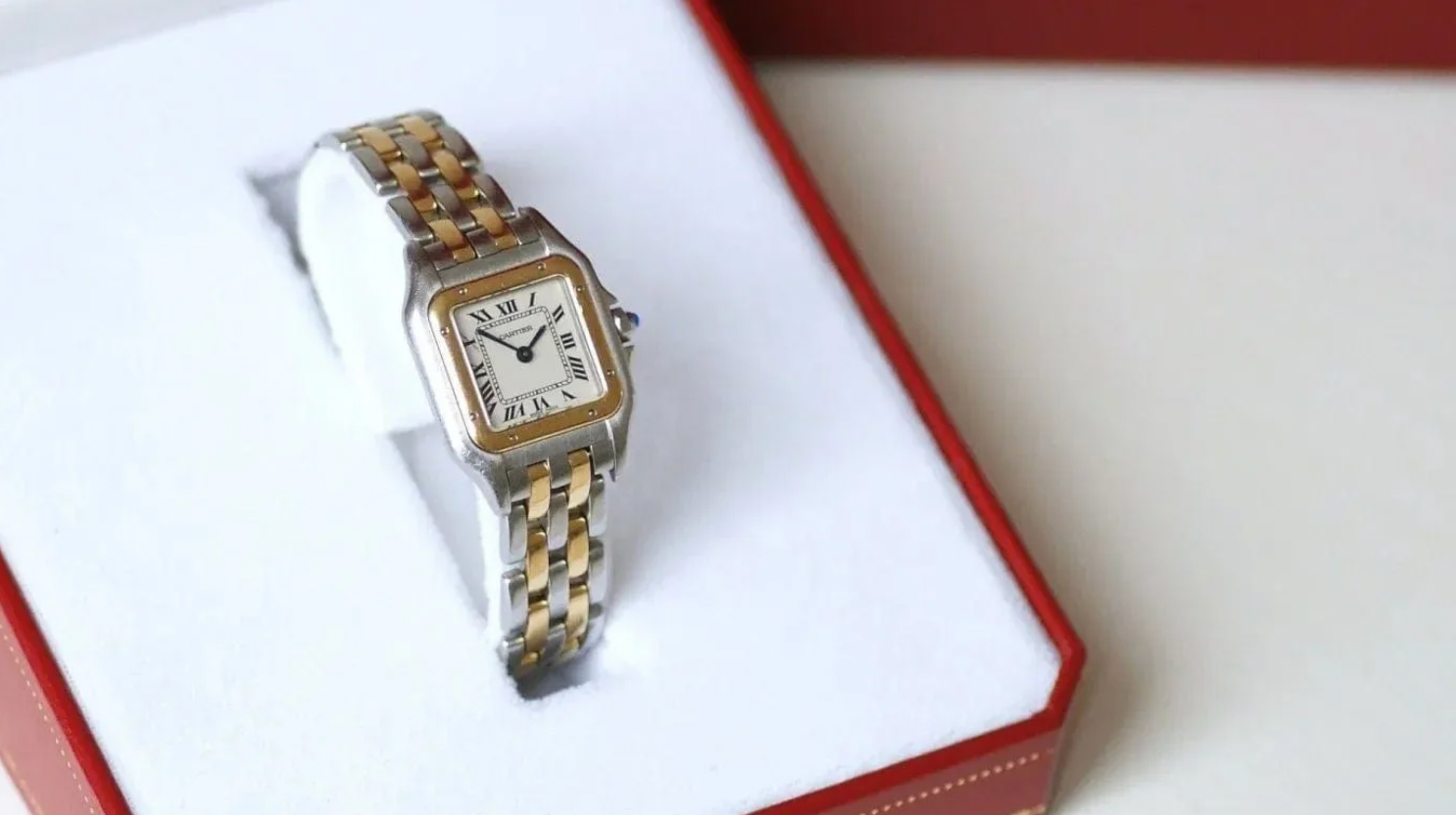 Comment choisir une montre Cartier Panthère vintage au juste prix ?