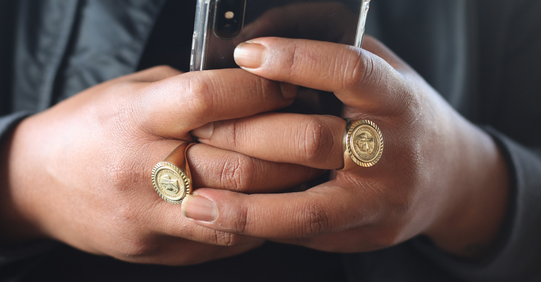 Bague Chevalière : Comment la choisir et la porter ?