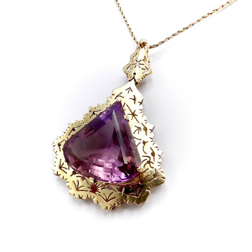 Collier Collier pendentif améthyste moderniste en or jaune 14k 58 Facettes