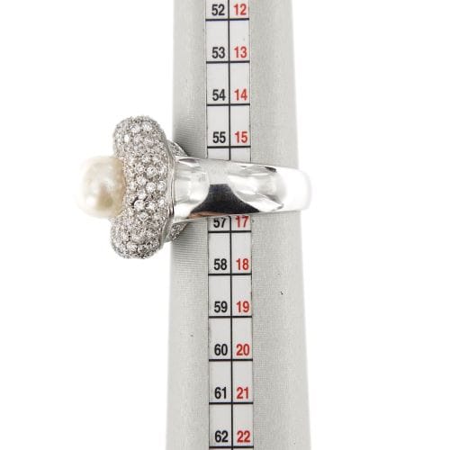 Bague 57 Bague fleur - Bague en or blanc 18 ct avec perle et diamants 58 Facettes 10510
