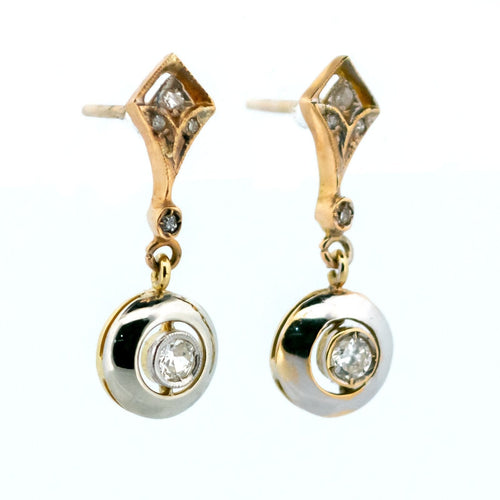 Boucles d'oreilles Boucles d'oreilles Art déco en or 18 ct et platine, diamants 58 Facettes FB5E74F96A2F4FB8AF77EBBC06AED1FC