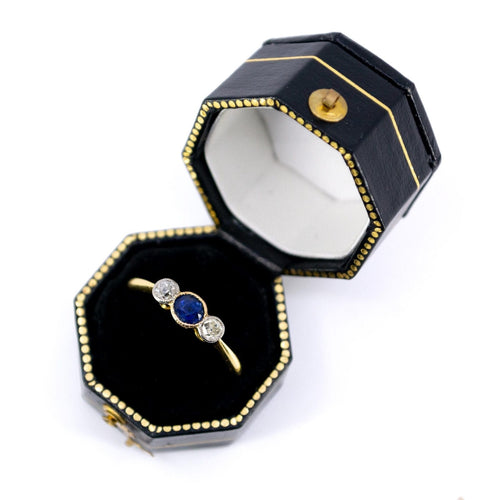 Bague 54.5 Bague Art Déco en or 18 ct, saphir et diamants 58 Facettes 88914CB189C547DF9C8B323349B654F6