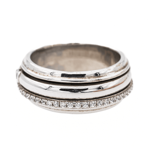 Bague 52 Piaget Possession - Bague en or blanc avec diamants 58 Facettes 1137745CN