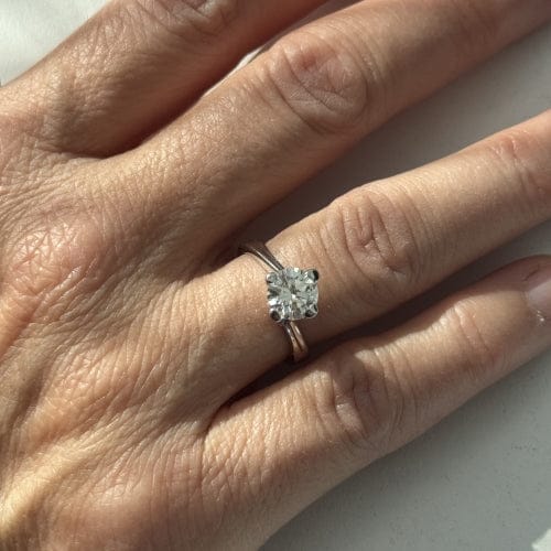 Bague 50 Bague solitaire - Diamant 1,20 ct en or blanc 18 kt 58 Facettes 12503