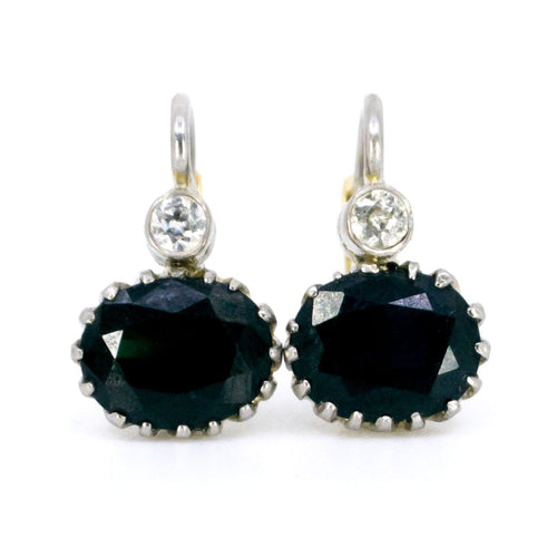 Boucles d'oreilles Boucles d'oreilles en platine 14 ct aux saphirs et diamants 58 Facettes 35DF1E8095194A8DA95A5A9BAAB83B39