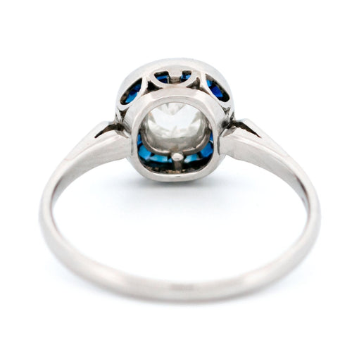Bague 53 Bague halo en platine avec saphirs et diamant taille ancienne 58 Facettes 38D54FF352D5479DBFF158C1A31D0550