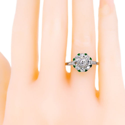 Bague 55 Bague Art déco en platine avec diamant et émeraude 58 Facettes 7C11E51AFABA42F8BF63AAF896CCE3A7