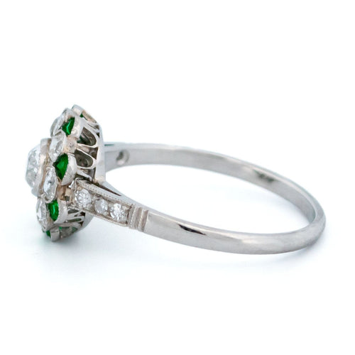 Bague 55 Bague Art déco en platine avec diamant et émeraude 58 Facettes 7C11E51AFABA42F8BF63AAF896CCE3A7