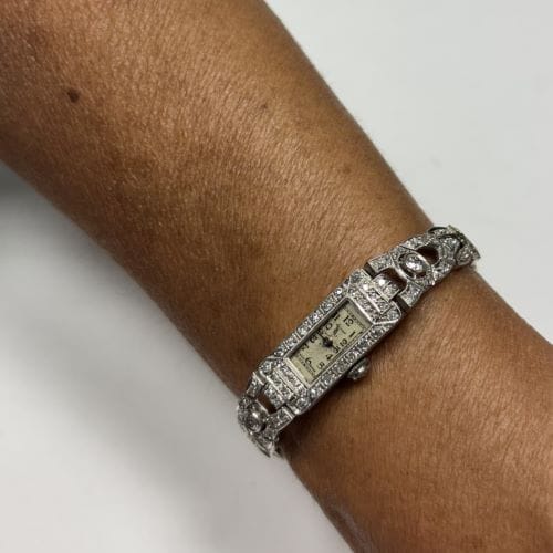 Montre Marvin - Montre Art déco en or blanc 18 carats et diamants 58 Facettes 14538