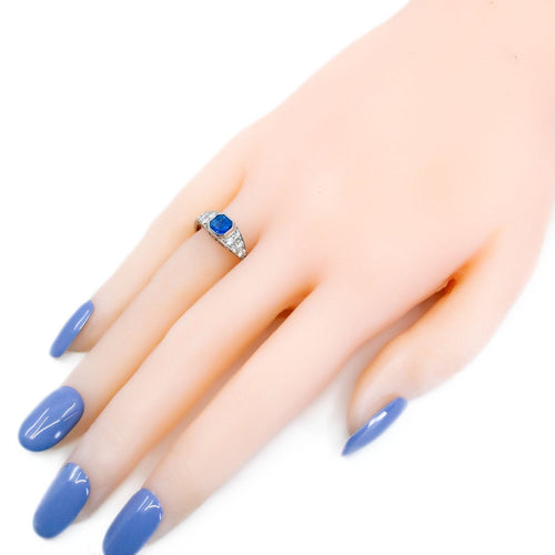 Bague 54.5 Bague est-ouest en platine avec saphir et diamants 58 Facettes 9CC02E1EC2A54094AC5B7CE6C6B0D4E9