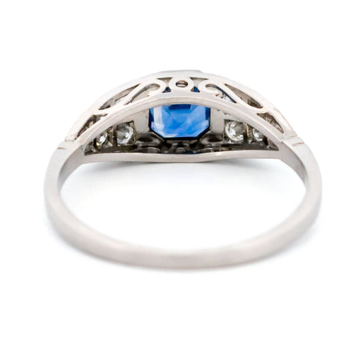 Bague 54.5 Bague est-ouest en platine avec saphir et diamants 58 Facettes 9CC02E1EC2A54094AC5B7CE6C6B0D4E9