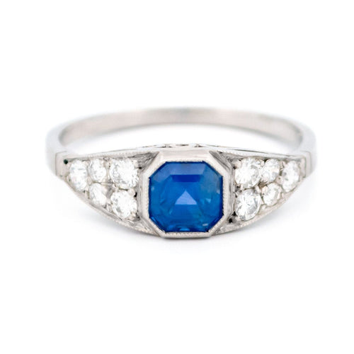 Bague 54.5 Bague est-ouest en platine avec saphir et diamants 58 Facettes 9CC02E1EC2A54094AC5B7CE6C6B0D4E9