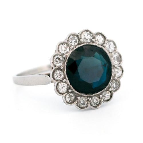 Bague 55 Bague en grappe en platine avec saphirs et diamants 58 Facettes 8E839DFE69BD4C69A5DE6153CFECA1BC