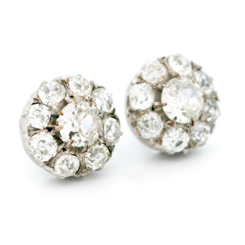 Boucles d'oreilles Boucles d’oreilles en grappe de diamants taille ancienne en or blanc 14 carats 58 Facettes A93D9F812E6945BE82150038FE133FDF