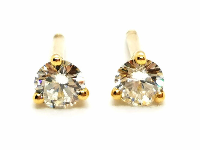 Boucles d'oreilles Boucles d'oreilles Puces Or jaune Diamant 58 Facettes 1599609CN