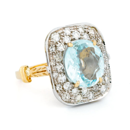 Bague 54.5 Bague entourage en or 18 carats avec aigue-marine et diamants 58 Facettes 3A835F118F3E4E7EA32FBF94D769BE53