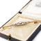 Broche Broche barre Art déco en platine, or jaune 14 carats et diamants 58 Facettes 76121C0F153B437E9E9194CC8655704C