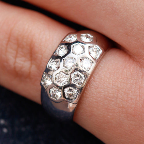 Bague 51 Bague en or blanc 18 carats et diamants 58 Facettes 16705