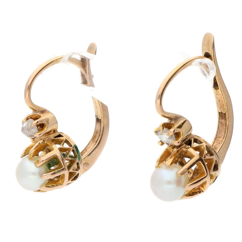 Boucles d'oreilles Boucles d’oreilles dormeuses - Perles et diamants taille rose en or 18k 58 Facettes 05B74D8294B146B588081AF9D6B0066A