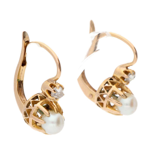 Boucles d'oreilles Boucles d’oreilles dormeuses - Perles et diamants taille rose en or 18k 58 Facettes 05B74D8294B146B588081AF9D6B0066A