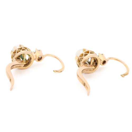 Boucles d'oreilles Boucles d’oreilles dormeuses - Perles et diamants taille rose en or 18k 58 Facettes 05B74D8294B146B588081AF9D6B0066A