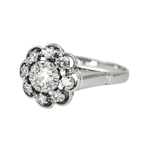 Bague 64 Bague marguerite en or blanc 18 carats avec diamants 58 Facettes 1720542CN