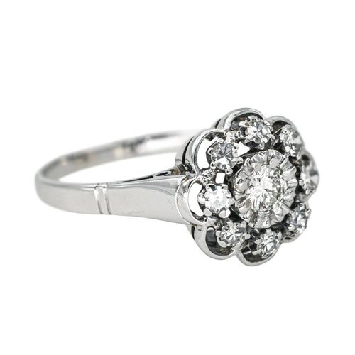 Bague 64 Bague marguerite en or blanc 18 carats avec diamants 58 Facettes 1720542CN
