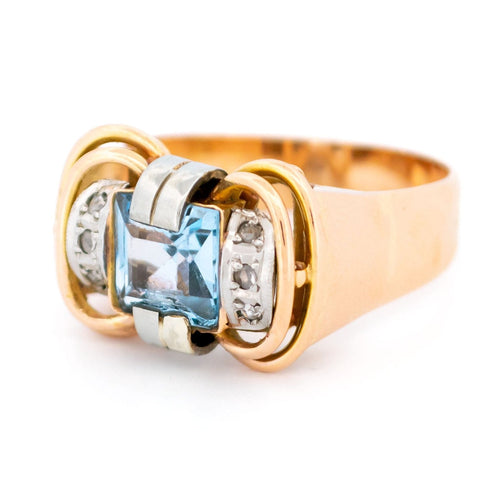 Bague 63.5 Bague tank rétro en or jaune et blanc 18k avec spinelle et diamants 58 Facettes 04003C336EBB435BAE355B928818F7AC