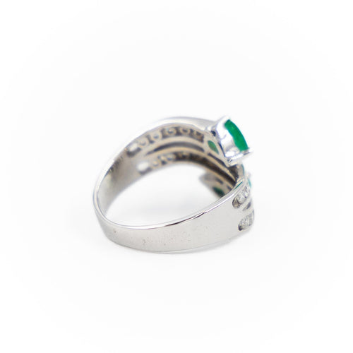 Bague 47 Bague Toi & Moi en or blanc 18 carats émeraudes et diamants 58 Facettes 1731222CN