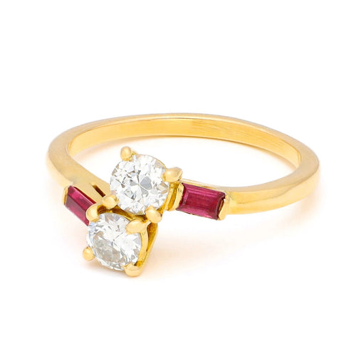 Bague 56 Bague toi et moi croisée en or jaune 18k, diamants et rubis 58 Facettes F9741822BBA242878DB6C7CCAE57A727