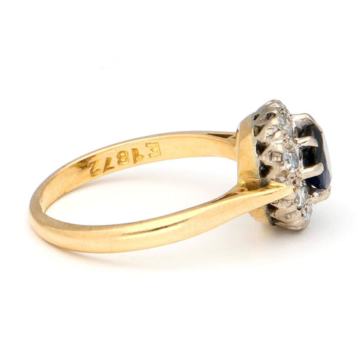 Bague 53 Bague cluster saphir et diamants en or jaune et blanc 18k 58 Facettes EE8563BA34EE40D6BFFF145C5731449E