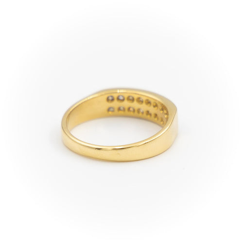 Bague 60 Bague en or jaune 18 carats pavée de diamants 58 Facettes 1850853CN