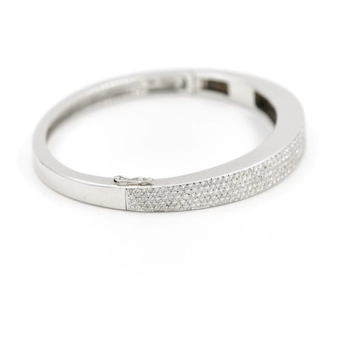 Bracelet Bracelet jonc ouvrant en or blanc 18 carats et diamants 58 Facettes 1887740CN