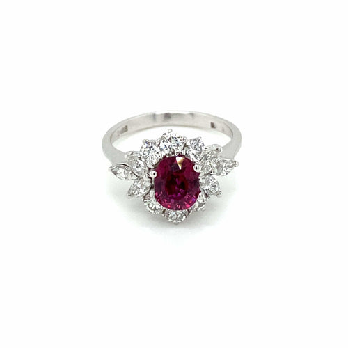 Bague 52 Bague entourage en or blanc 18k avec rubis birman et diamants 58 Facettes