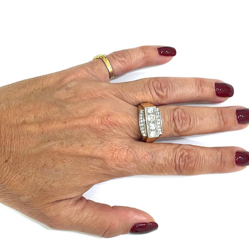 Bague 63 Bague cocktail Art déco en or rose et blanc 18k et diamants 58 Facettes