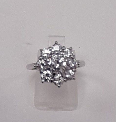 Bague 54 Bague Marguerite Diamants 58 Facettes