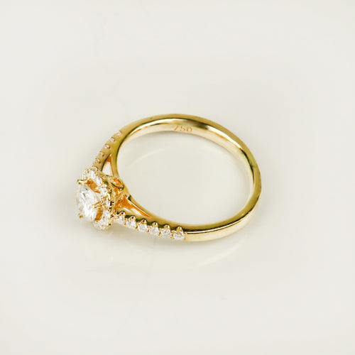 Bague 52.5 Bague halo en or jaune 18 carats avec diamants 58 Facettes 2952