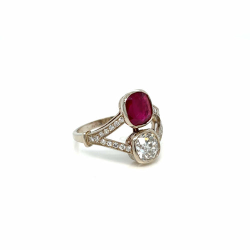 Bague 53 Bague Toi & Moi victorienne en or 18 carats, rubis et diamants 58 Facettes