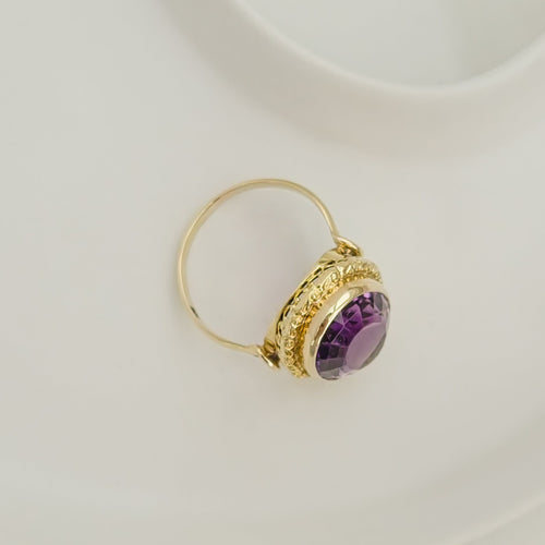 Bague 67 Bague vintage en or jaune 14K avec améthyste ovale 10 ct 58 Facettes 3135