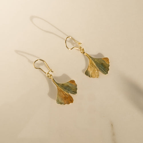 Boucles d'oreilles Boucles d'oreilles vintage Gingko en or 14 carats 58 Facettes 3155