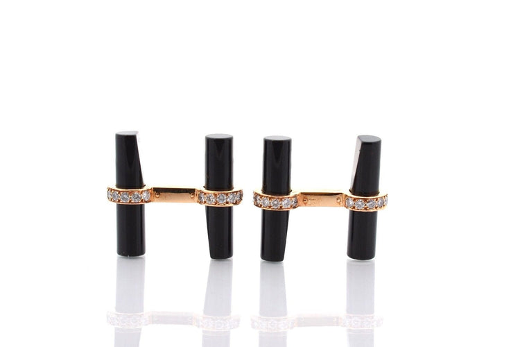Boutons de manchette Van Cleef & Arpels - Boutons de manchette en or jaune 18k, onyx et diamants 58 Facettes 26768