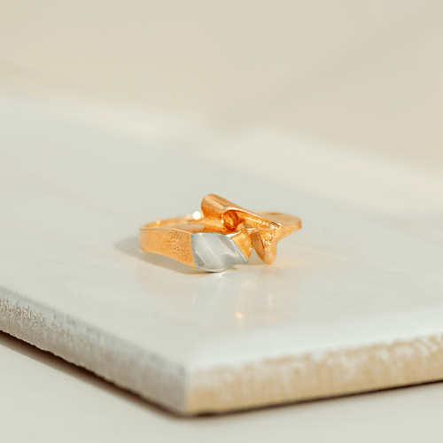 Bague 56 Lapponia - Bague vintage sculpturale en or jaune 14K et platine 58 Facettes