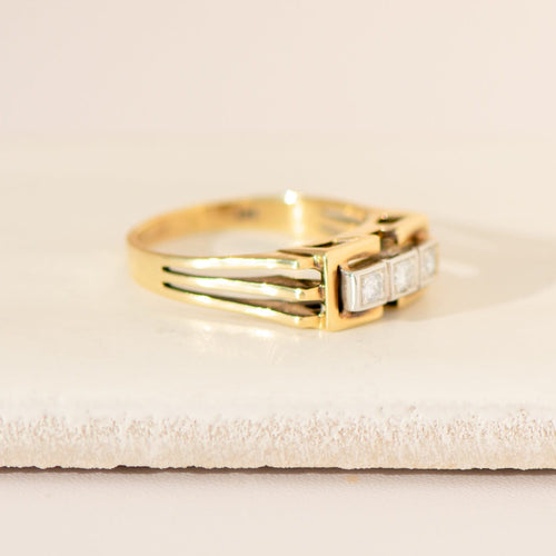 Bague 59 Bague vintage en or jaune 14 carats et trois diamants 58 Facettes