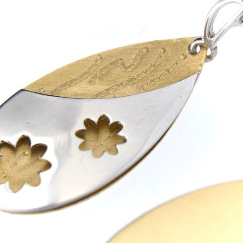 Boucles d'oreilles Boucles d’oreilles pendantes fleur en or jaune et or blanc 18 ct 58 Facettes 20837
