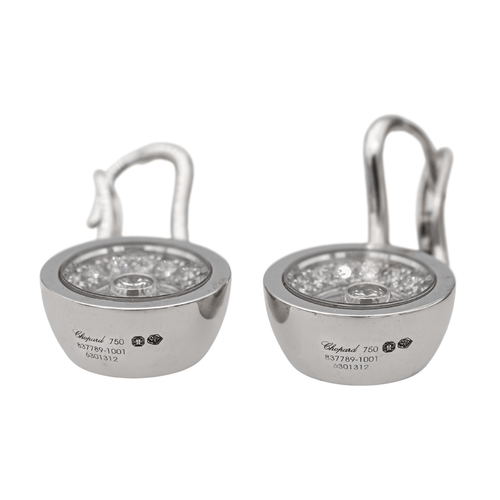 Boucles d'oreilles Chopard Happy Diamonds - Boucles d'oreilles en or blanc et diamants 58 Facettes 2238632CN