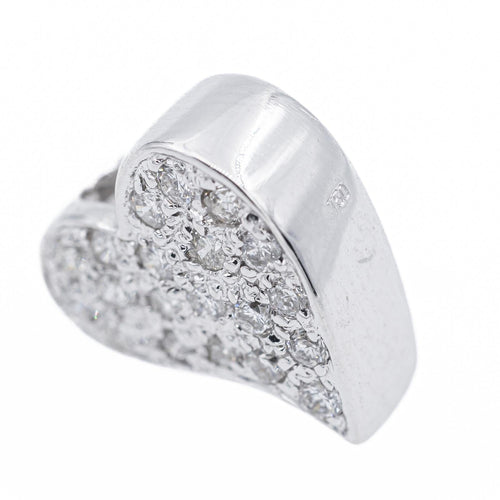 Pendentif Pendentif cœur en or blanc 18 carats et diamants 58 Facettes 2294580CN