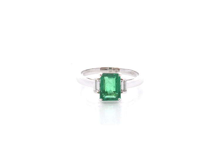 Bague 54 Bague émeraude 1,40 ct et diamants en or blanc 18k 58 Facettes 23713-26635