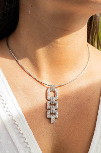 Collier Collier Art déco - Pendentif en or blanc 18 carats et platine, diamants 58 Facettes 2377923CN